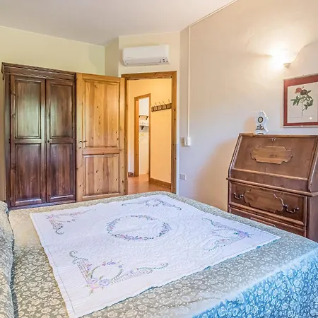 Casale Le Pitte Porto Azzurro