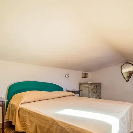 Casale Le Pitte Porto Azzurro