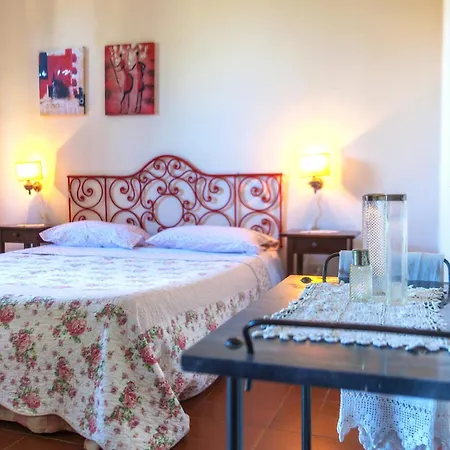 Casale Le Pitte 阿祖罗港