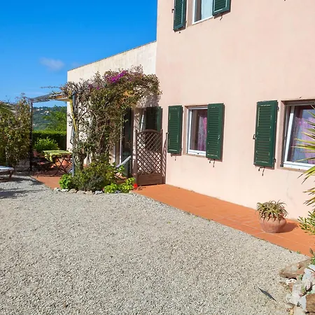 別荘 Casale Le Pitte *