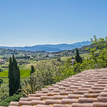 度假居 Casale Le Pitte 阿祖罗港