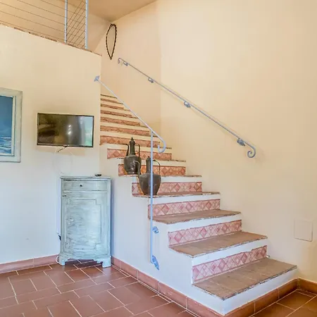 Casale Le Pitte Vakantiehuis Porto Azzurro
