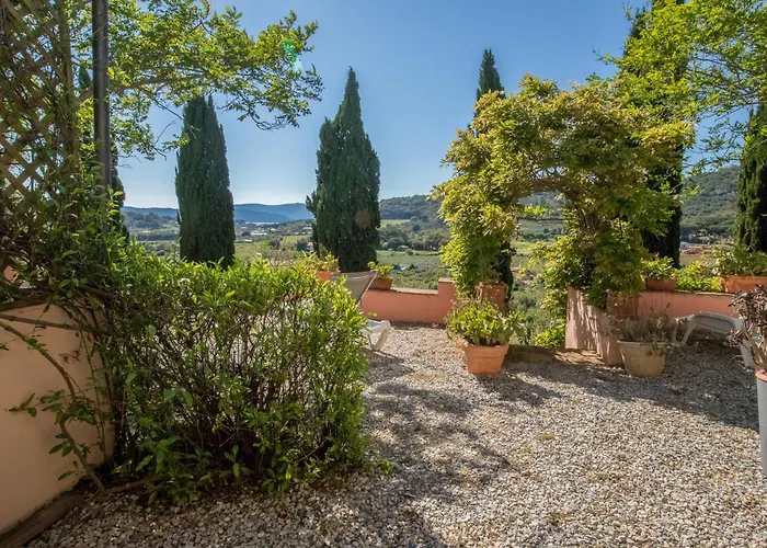 度假居 Casale Le Pitte