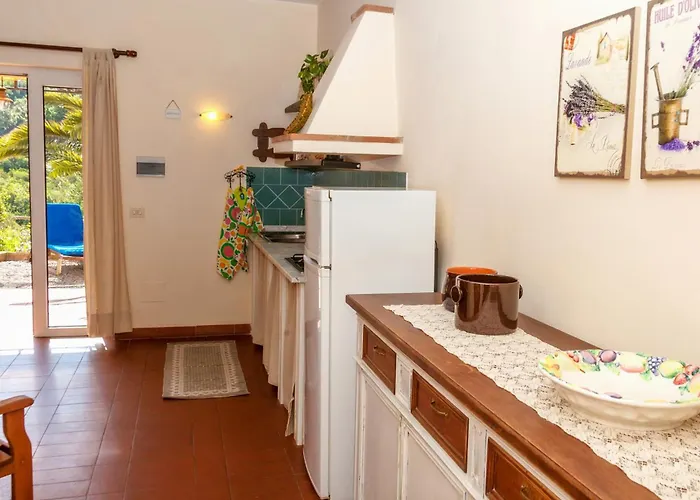 Casale Le Pitte * 阿祖罗港