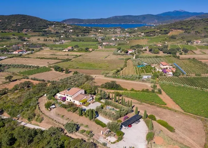 Casale Le Pitte * 阿祖罗港