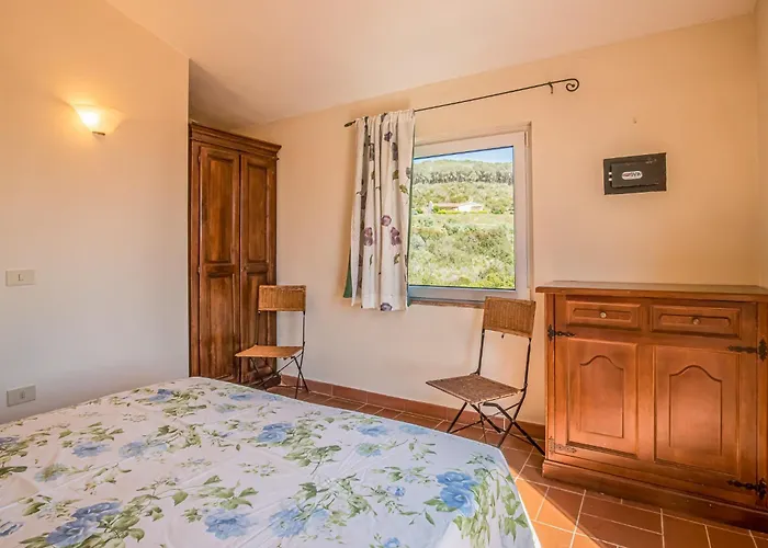 Casale Le Pitte Porto Azzurro